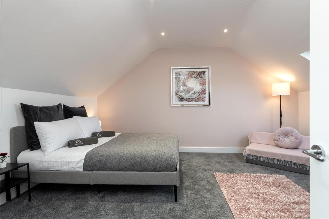 Cool, Calm & Contractor-Approved - Summer Stays Open - Apartment D Gillingham (Kent) Exterior foto